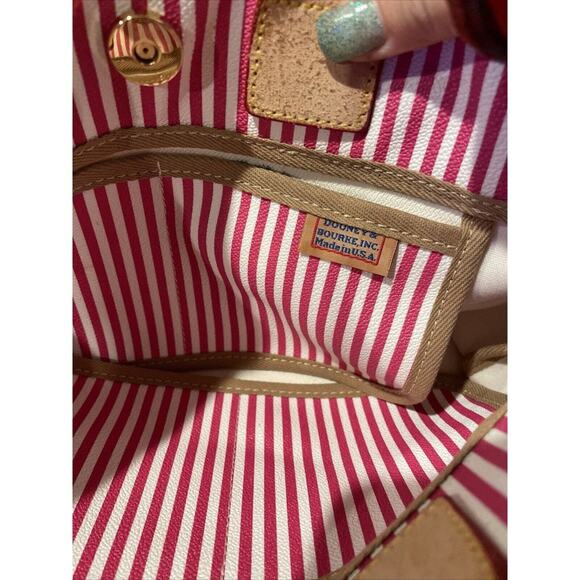 Dooney and Bourke Red and White Candy Stripe Tote Bag / Purse w/ Cross Body Stra - Picture 16 of 16